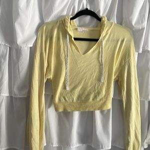 Pale yellow cropped hoodie from colsie barely worn